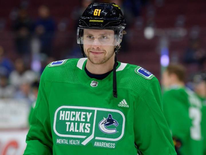 Edmonton Oilers to bring in new defenceman, other roster moves as well