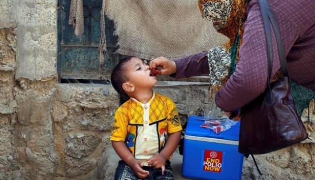 Poliovirus detected in 10 out of 12 sewage samples in Karachi
