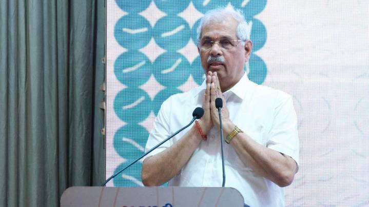 Institutions should not overstep roles in democracy, says Kerala Governor