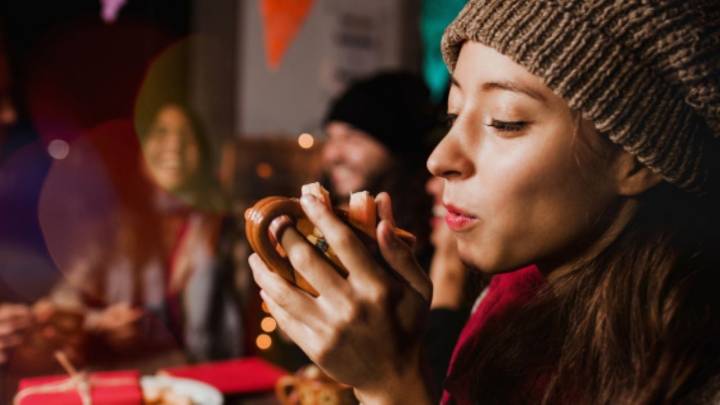 El truco para no ‘atascarte’ en la posada: ¿Qué comer antes de salir?