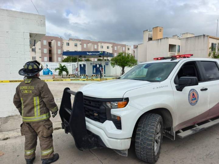 Genera movilización una fuga de gas en Prado Norte