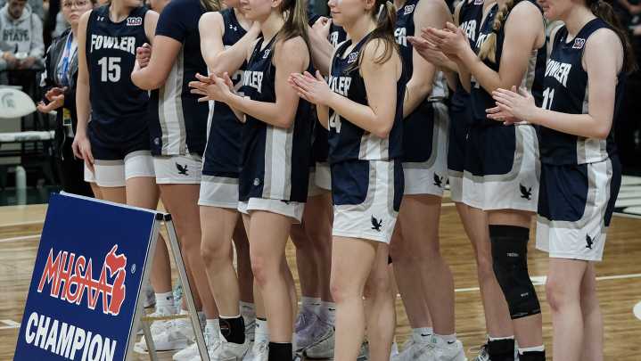 Who will be the Lansing area's top girls basketball team in 2025