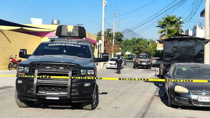 Sujetos armados disparan contra policías en Escobedo; detienen a dos