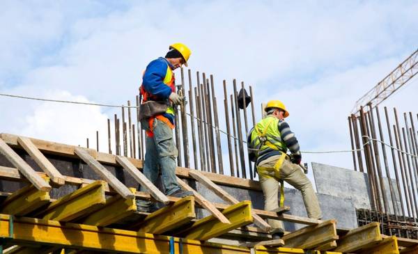 Cuántas empresas cerraron en el 2025 por la crisis de Javier Milei