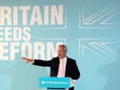 Holocaust survivors call on Farage to apologise for alleged racist abuse