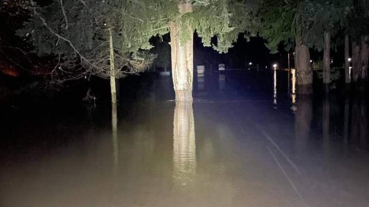 Live updates: River flooding, landslide risk continue in western Washington