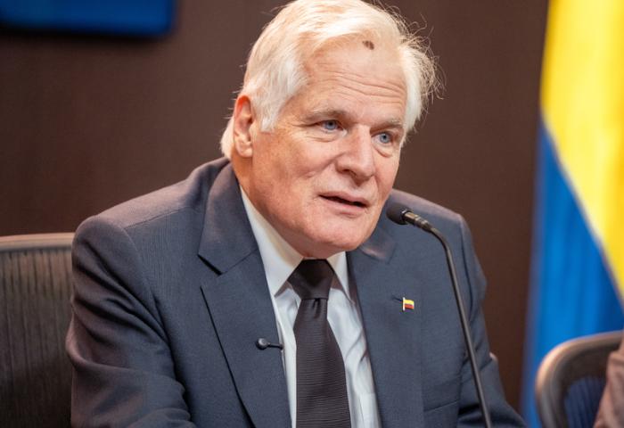 “Desmiento categóricamente que he renunciado al Centro Democrático”: Miguel Uribe Londoño