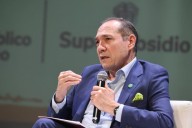 “Es más un opositor político que un lider gremial”: Ministro por salida del presidente de Fenalco