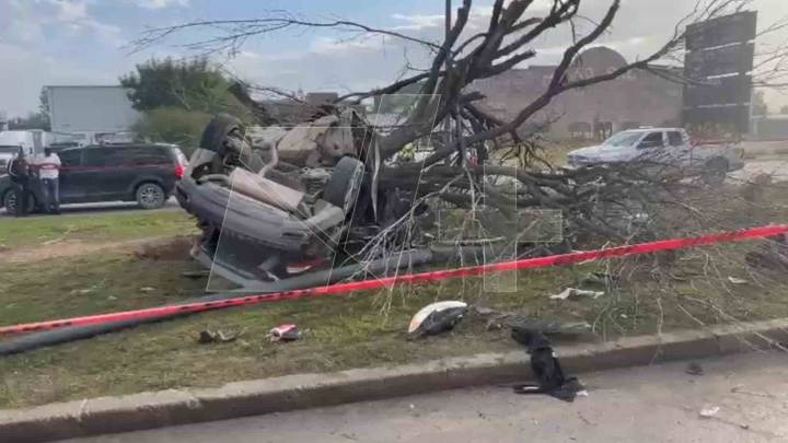 Muere Conductor tras Volcarse e Impactarse Contra un Árbol en Reynosa