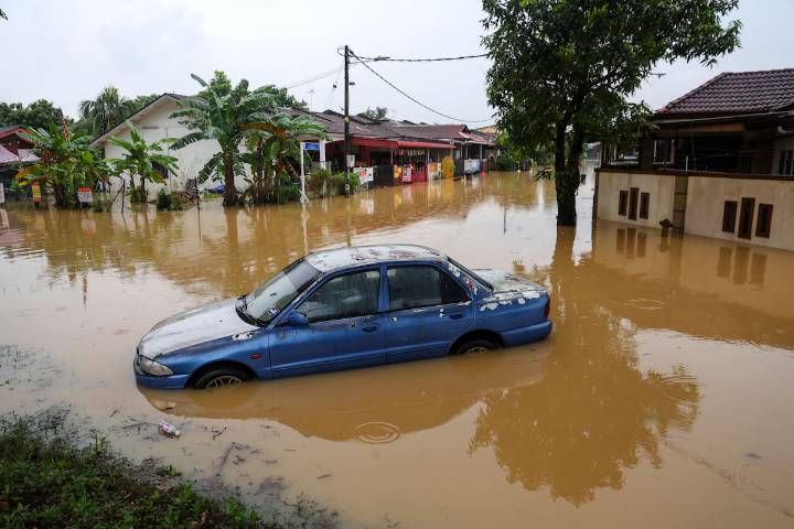 Más de 1.100 muertos por las inundaciones en Indonesia, Sri Lanka y Tailandia