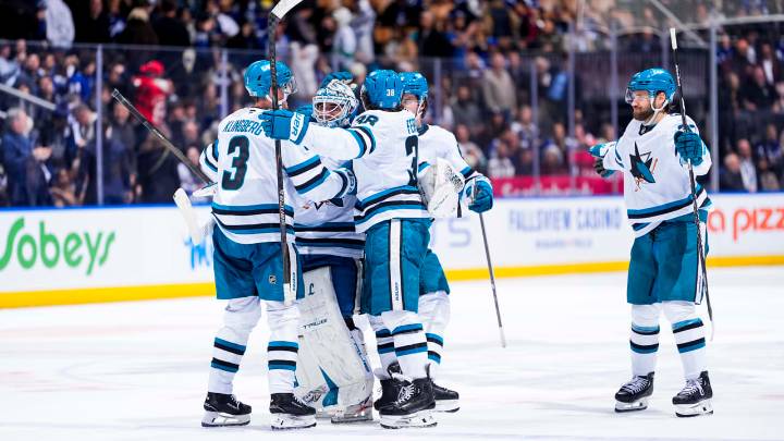 Wennberg scores in OT, Sharks rally past Maple Leafs