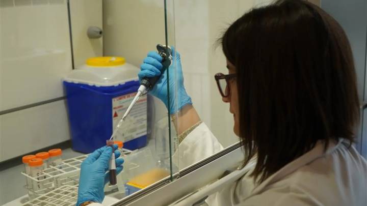 El Vall d’Hebron identifica factores genéticos compartidos entre los trastornos adictivos y el éxito educativo