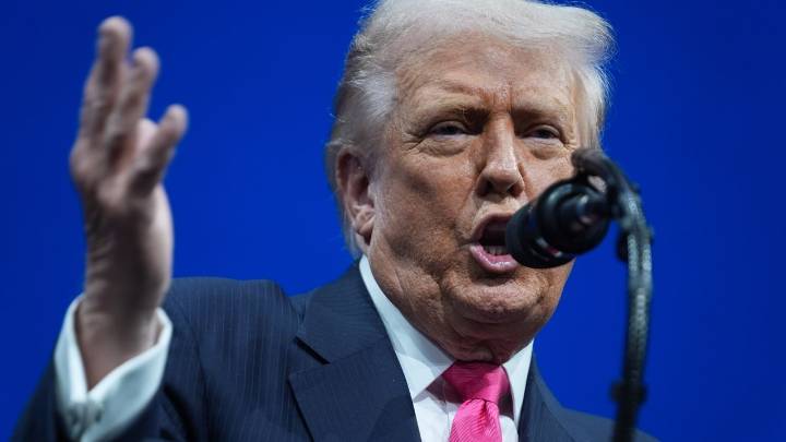 What to know about Trump's executive order to curtail state AI regulations