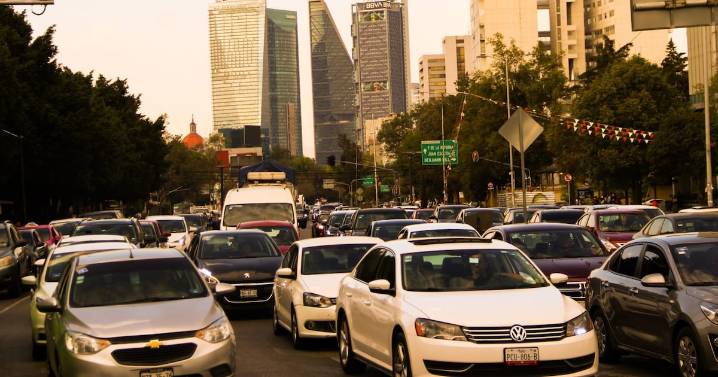 Hoy No Circula viernes 12 de diciembre en CDMX y Edomex: qué autos sí pueden circular