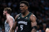 Deadspin | Trending Timberwolves look to extend Pelicans' losing ways