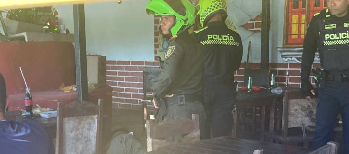 Abatido presunto delincuente en intento de atraco a clientes de restaurante en la Vía al Mar