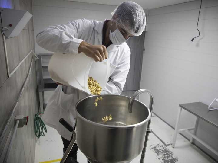 Reforma laboral: qué cambia en indemnización, vacaciones, horas extra, salarios y jornada laboral según el proyecto que Milei mandó al Congreso