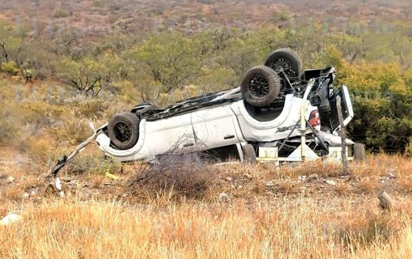 Volcadura cerca de Zaragoza deja 2 muertos