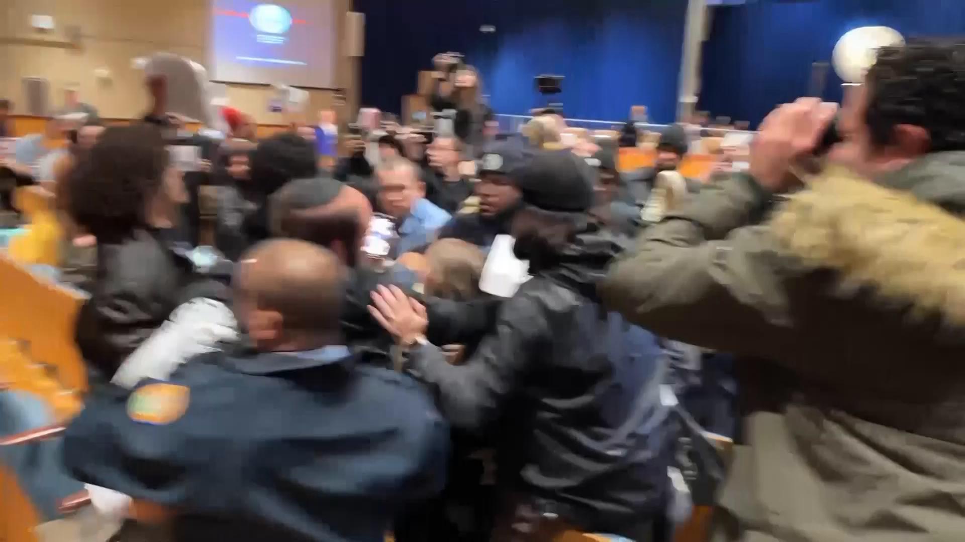 Police forcefully remove people from New Orleans City Hall during protest