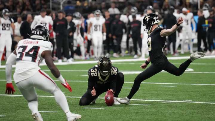Colts sign kicker Blake Grupe, release Michael Badgley