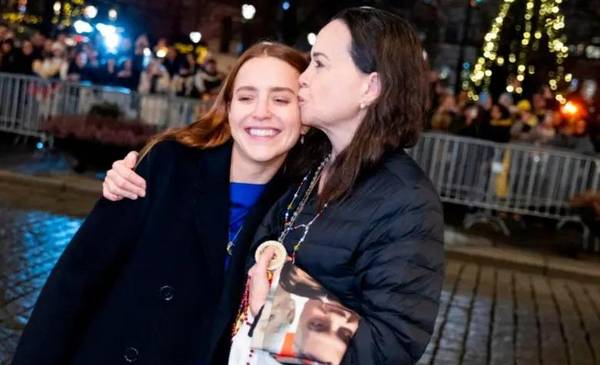 La travesía de Corina: salió de Venezuela con disfraz