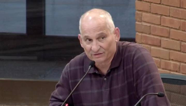 Service director says Medina leaf pickup will continue