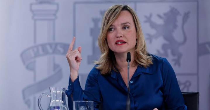 Alegría califica de "vomitivas" las conductas descritas por trabajadoras sobre Salazar