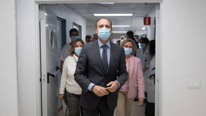 Bancalero acusa al Ministerio de Sanidad de "llegar tarde y mal" con el protocolo único de la gripe