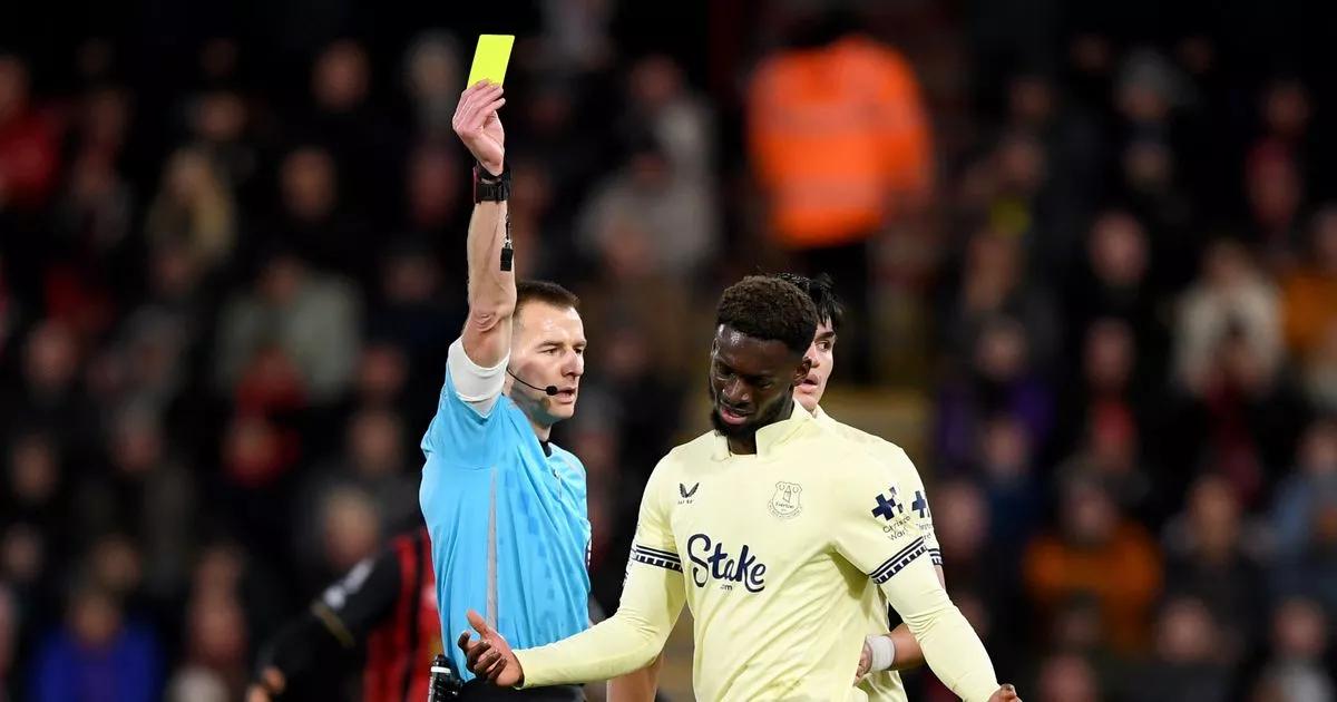 Everton dealt new blow just 22 minutes into Bournemouth match after Michael Keane injury