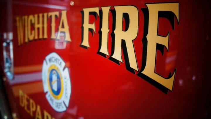 Wichita man arrested after allegedly entering CPR scene, stealing fire department squad truck