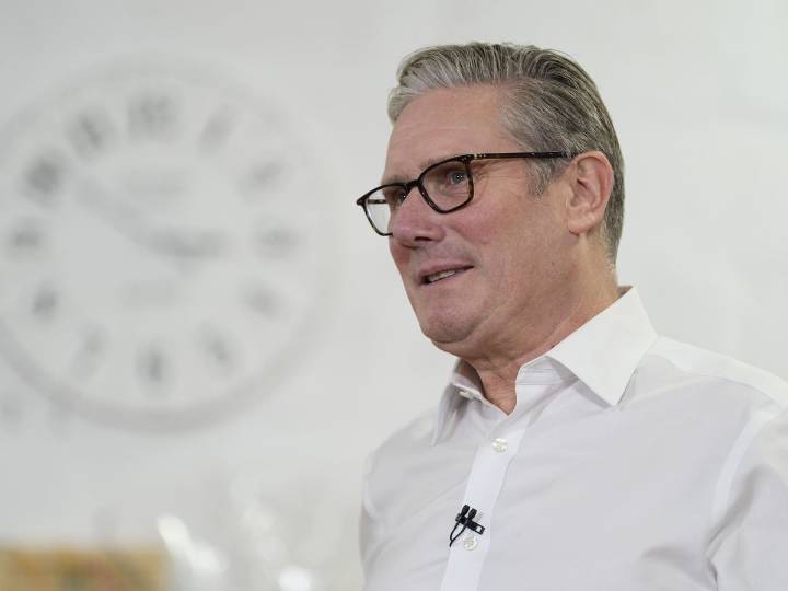 Starmer: Doctors’ strikes as NHS battles flu ‘epidemic’ would be ‘beyond belief’