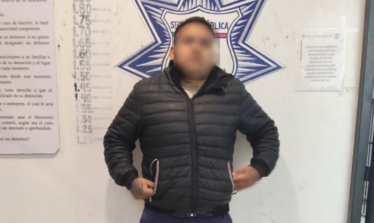 Detienen a hombre con drogas y camioneta de lujo en Mineral de la Reforma