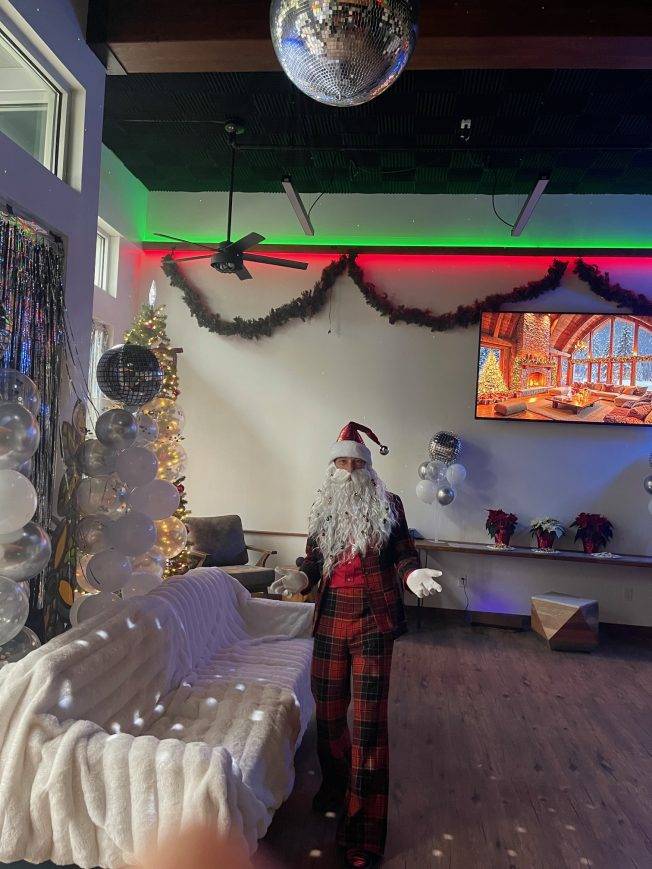West Seattle Blog… | HAPPENING NOW: You can wander Admiral’s ‘Winter Wonderland’