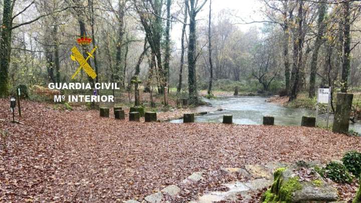 La crecida del río Louro obliga a desviar peregrinos en Tui y O Porriño