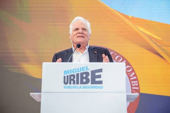“Sigo firme en mi aspiración”: Miguel Uribe Londoño