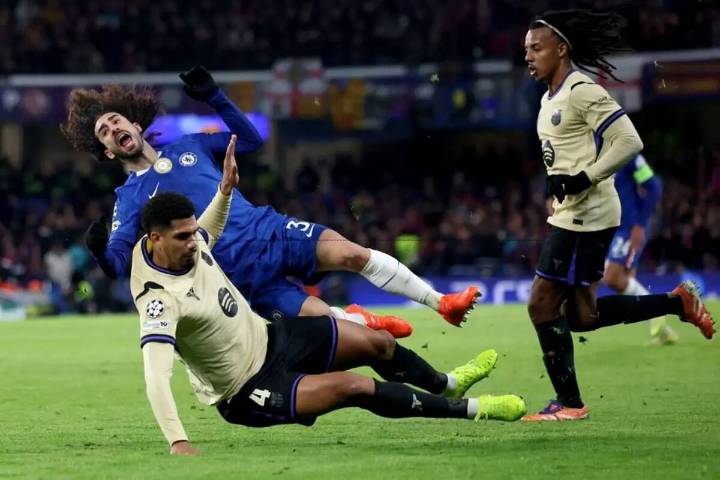 Araújo pide al Barcelona parar un tiempo indeterminado para poder recuperarse mentalmente