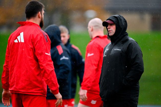 ‘Bath will come harder at us in that area’ – Denis Leamy warns Munster must find scrum solutions