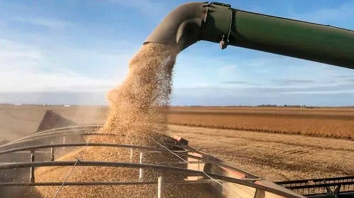 Los exportadores descartan una quita de retenciones en 2026 y piden un esquema para bajarlas de manera gradual