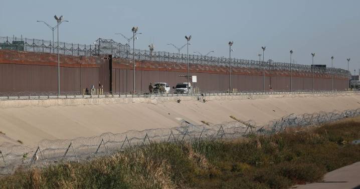 EU ve en polleros al crimen organizado; advierte que cobran hasta 10,000 dólares por cruzar