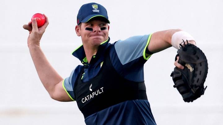 'I'll be wearing them' - Smith set to wear anti-glare eye tape in Gabba Test