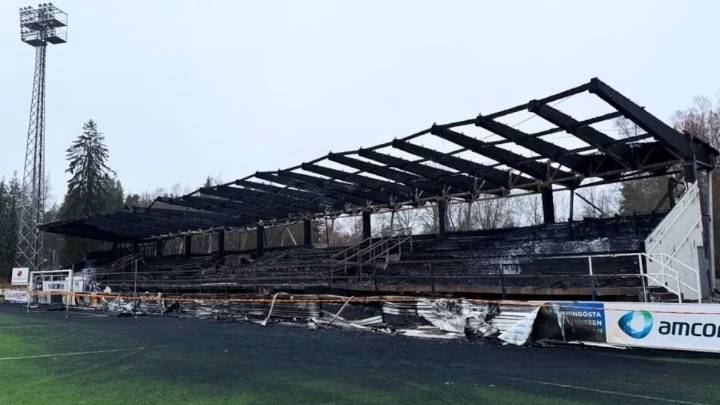 Finlandia: un club descendió y jóvenes incendiaron su estadio