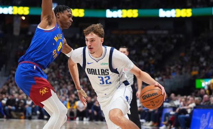 Watch Heat vs. Mavericks NBA game tonight, free Streameast alternatives, start time, TV channel