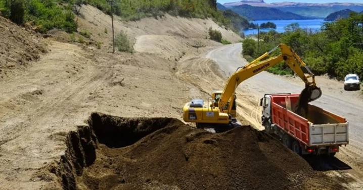 Empezó la pavimentación de la ruta provincial camino a Moquehue