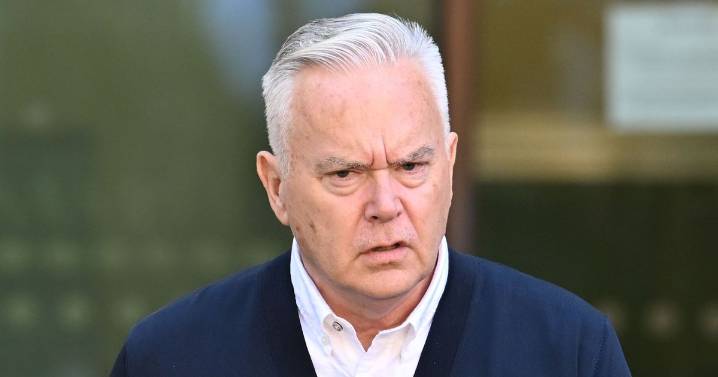 Huw Edwards sparks outrage by using moody headshot photo to 'mount TV comeback'