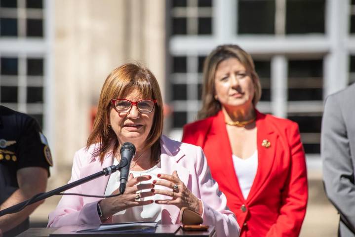 Bullrich anticipa que ya comenzaron" las negociaciones para aprobar la Reforma Laboral