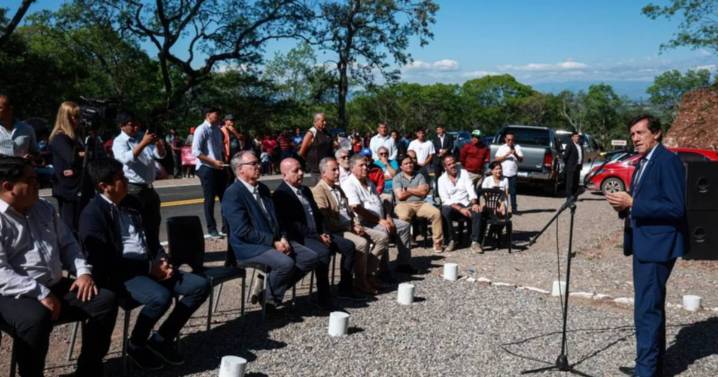 Inauguran oficialmente las obras de pavimentación de la Ruta 56