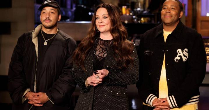 Melissa McCarthy shows why she's a repeat 'SNL' host, and Pete Hegseth returns in cold open