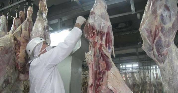 La patronal plantea una subida del SMI del 1,5 por ciento frente al 7,5 que reclaman los sindicatos