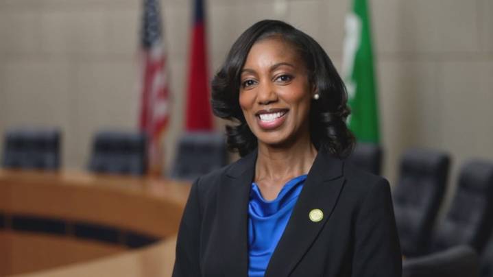 City of Charlotte releases salary for new CMPD Chief Estella Patterson