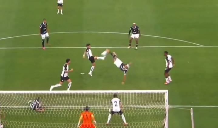 VIDEO: Golazo magistral de Jordan Barrera para Botafogo en Brasil